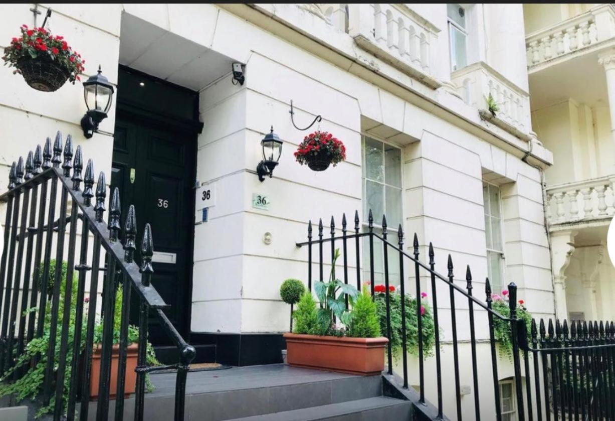 Cavali Hotel Лондон Екстериор снимка