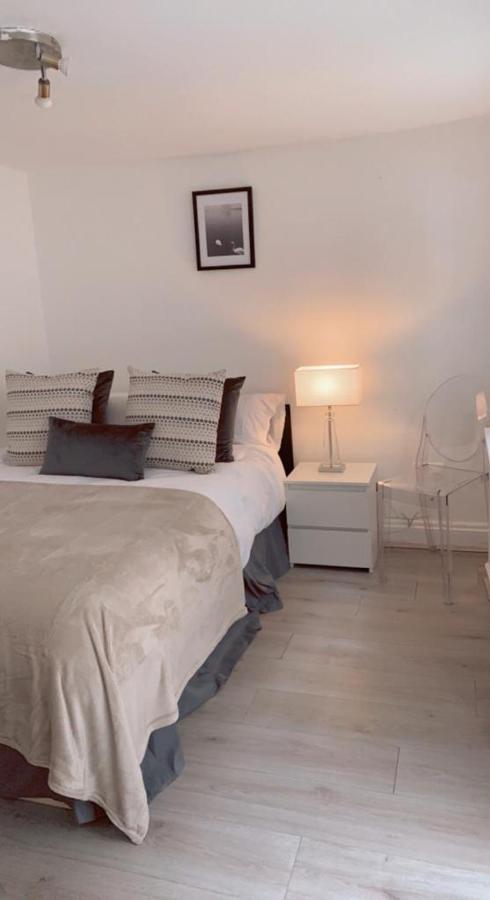 Cavali Hotel Лондон Екстериор снимка